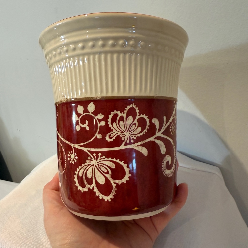 Pier 1 Red and Cream utensil holder